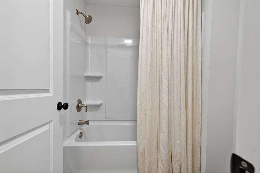 Close-up of interior finishes inside a home in Medlock Park, Austell (Image 20).