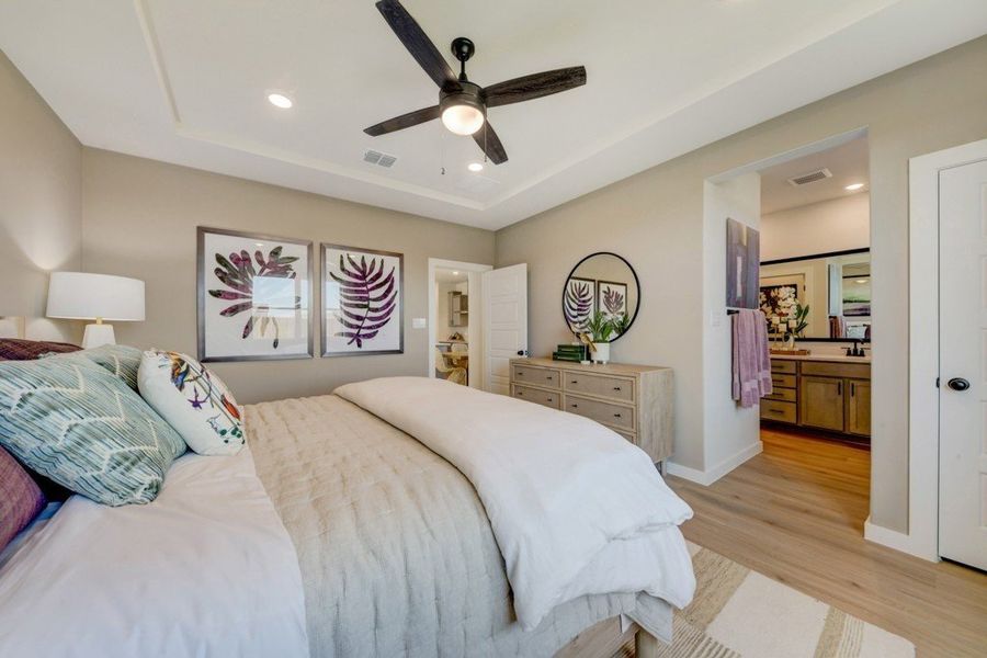 Representative furnished interior of a home built from the Big Bend by Hakes Brothers in Highland Ridge, New Braunfels (Image 7). Representative furnished interior of a home built from the Big Bend by Hakes Brothers in Highland Ridge, New Braunfels (Image 7).