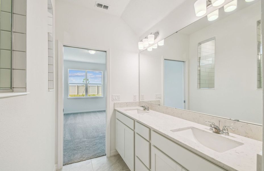 Owner's Bath with Dual Sinks