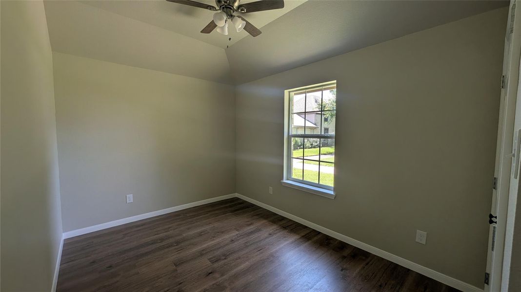 Spacious, unfurnished interior of a new home in , Houston (Image 11).