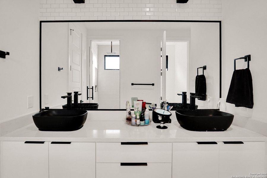 Image 22 of a home in . Image 22 of a home in .