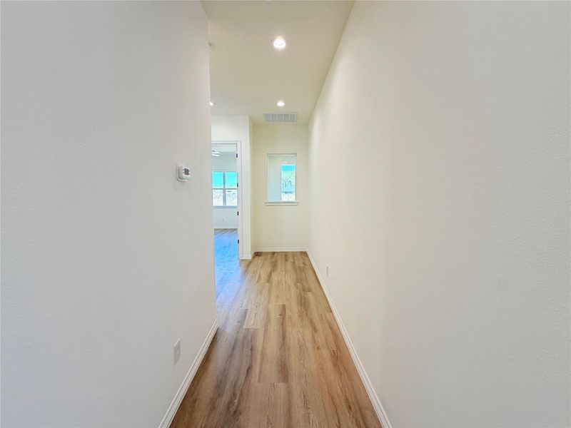 Spacious, unfurnished interior of a new home in , Dayton (Image 34).