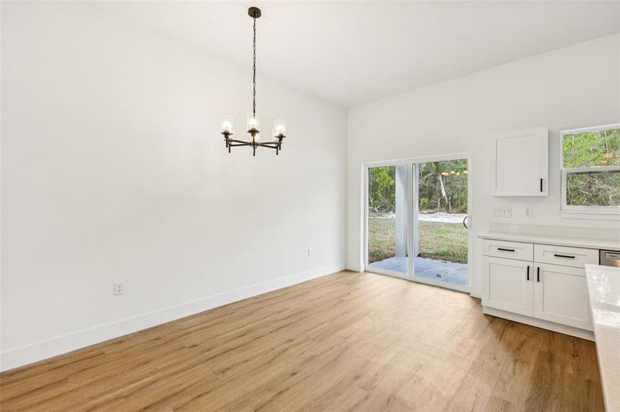 Spacious, unfurnished interior of a new home in , Ocklawaha (Image 20).