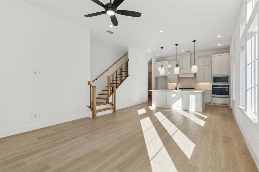 Spacious, unfurnished interior of a new home in , Frisco (Image 25).