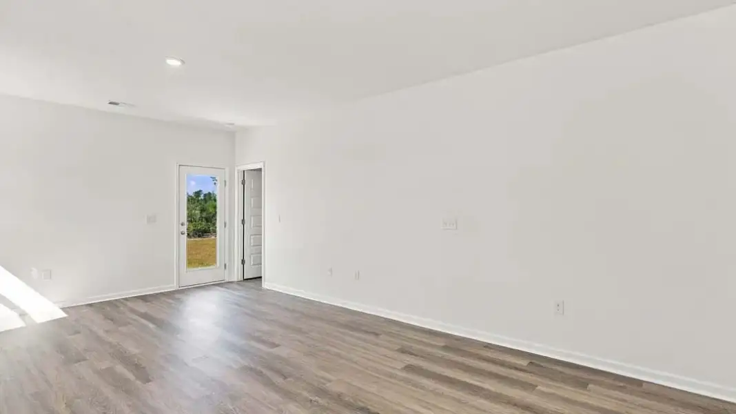 Spacious, unfurnished interior of a new home in The Lakes at North Glynn, Brunswick (Image 14).