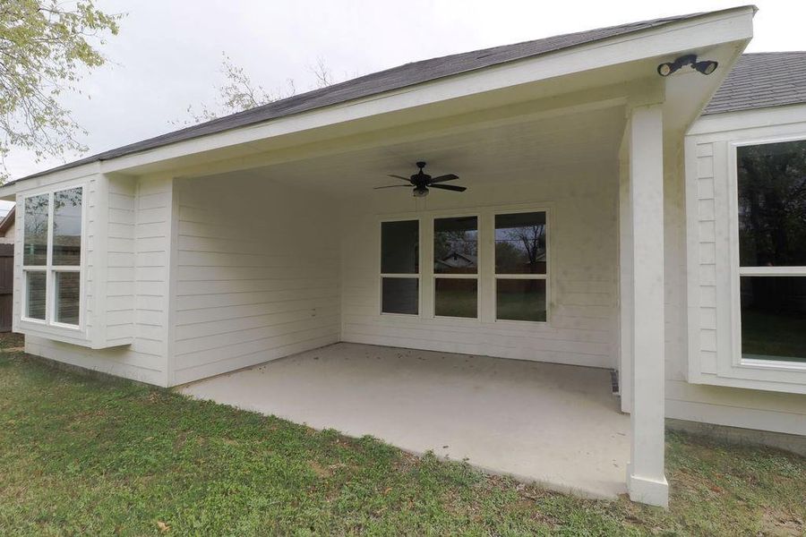 Exterior details and patio area of a home in , Fort Worth (Image 4). Exterior details and patio area of a home in , Fort Worth (Image 4).