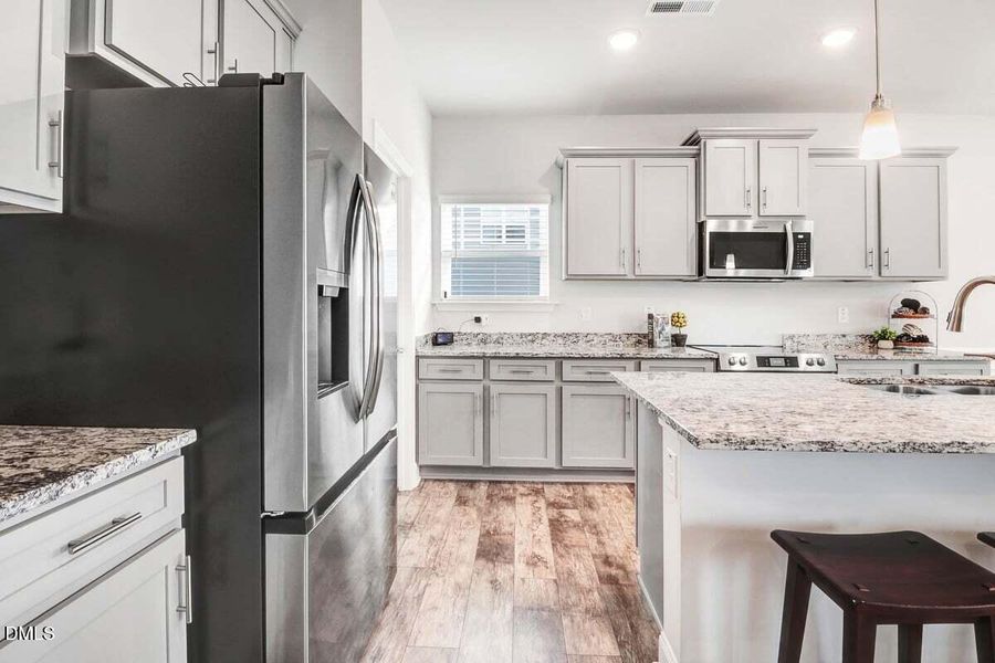 508 Madison Ann Dr-38