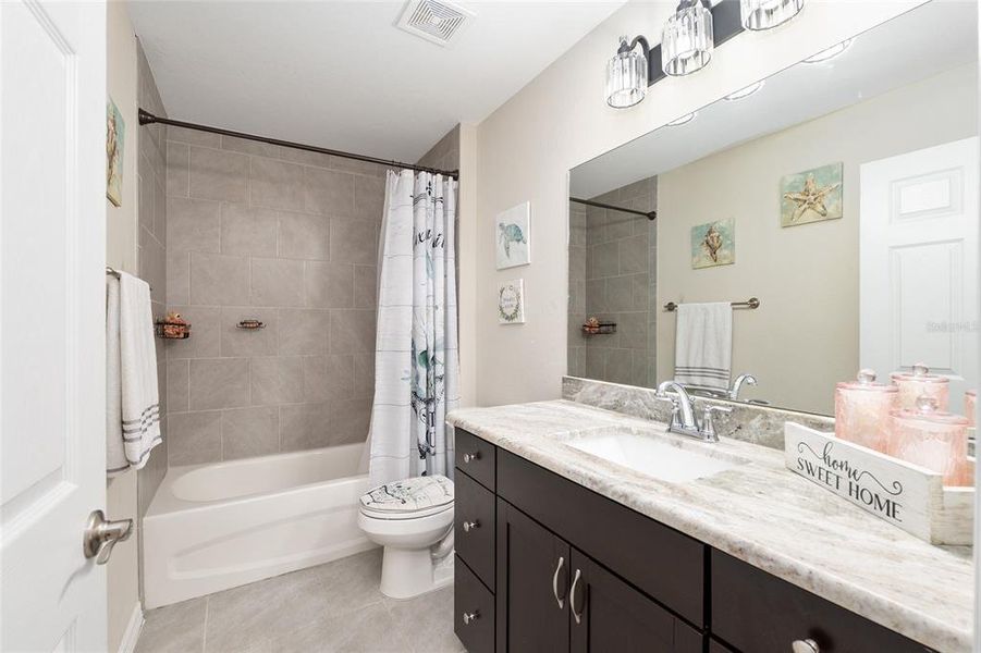 Furnished interior view inside a new home in , Ocala (Image 12).