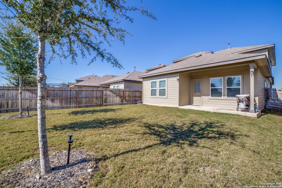 Exterior details and patio area of a home in , San Antonio (Image 21).