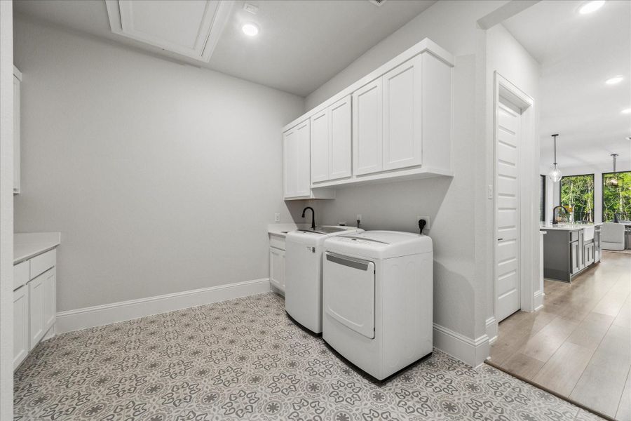 Furnished interior view inside a new home in , Fulshear (Image 26). Furnished interior view inside a new home in , Fulshear (Image 26).