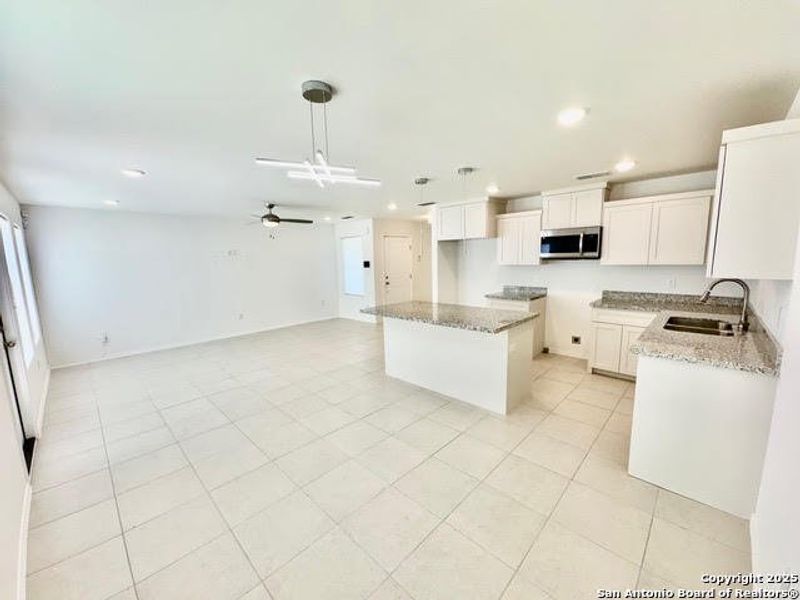 Furnished interior view inside a new home in , Laredo (Image 7). Furnished interior view inside a new home in , Laredo (Image 7).