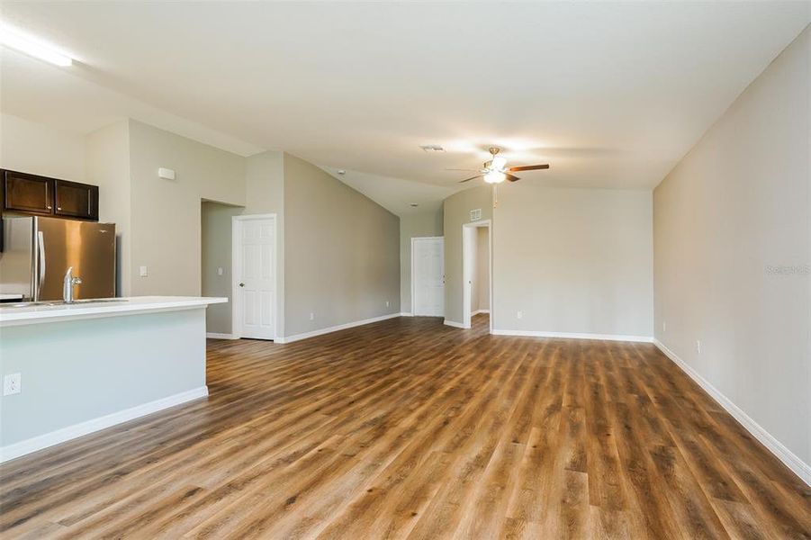 Spacious, unfurnished interior of a new home in , North Port (Image 9).
