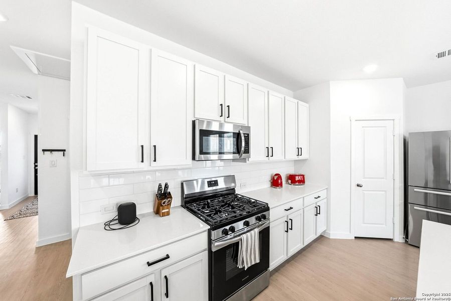 Close-up of interior finishes inside a home in Hidden Trails: Coastline Collection, Bulverde (Image 18).