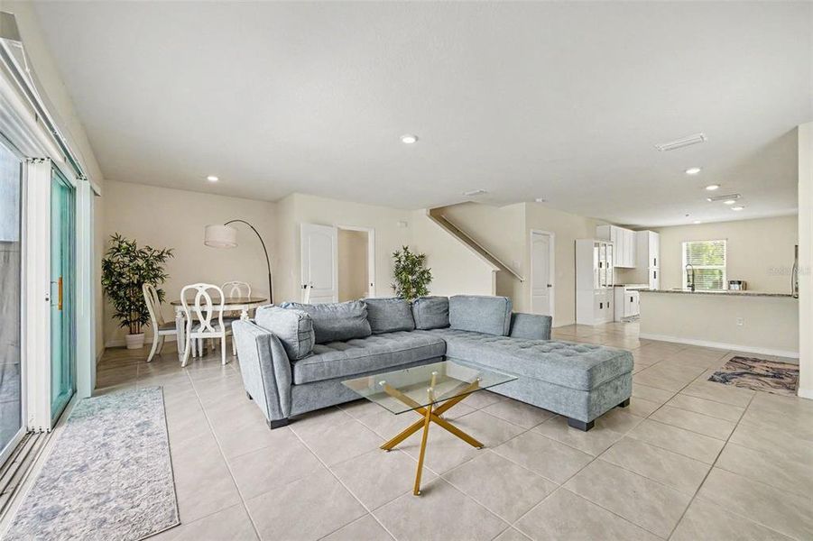 Furnished interior view inside a new home in , Edgewater (Image 8).