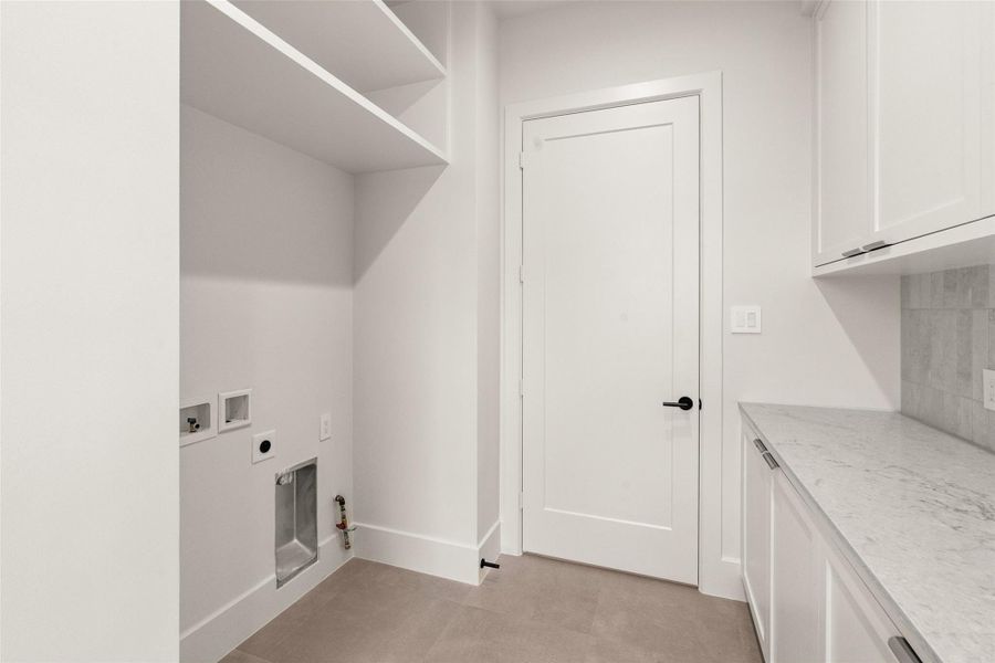 Spacious, unfurnished interior of a new home in , Houston (Image 23). Spacious, unfurnished interior of a new home in , Houston (Image 23).