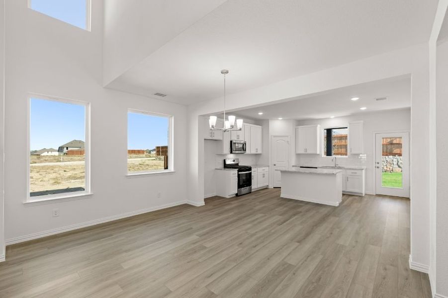 Representative unfurnished interior of a home built from the Lamar by UnionMain Homes in Elevon, Lavon (Image 22).