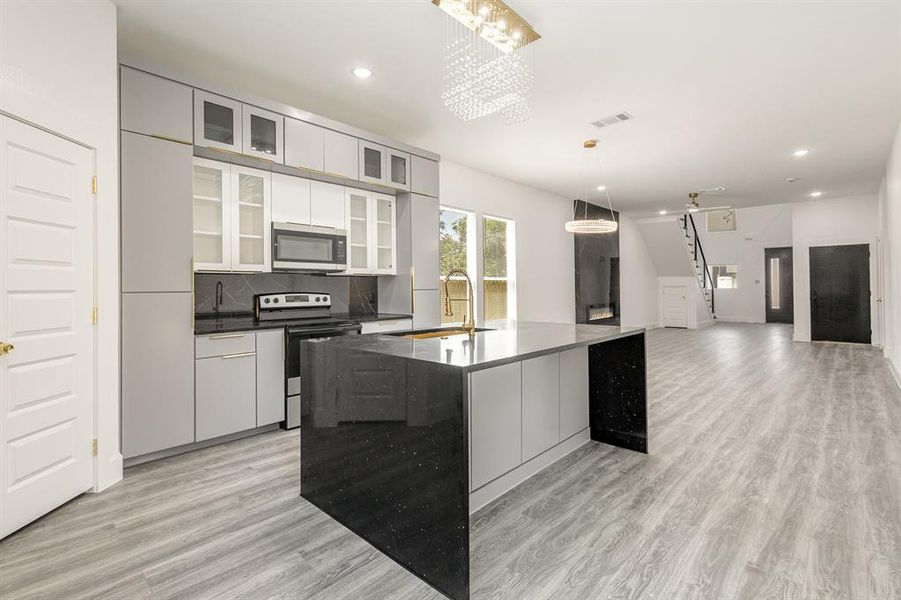 Furnished interior view inside a new home in , Dallas (Image 5). Furnished interior view inside a new home in , Dallas (Image 5).