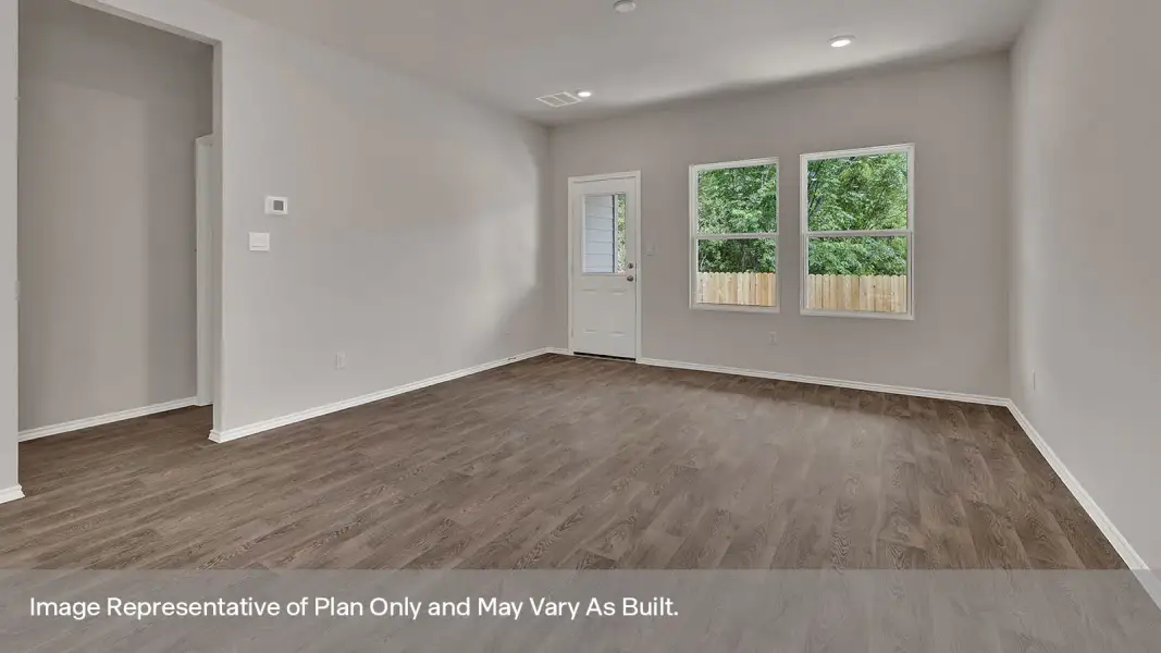 Spacious, unfurnished interior of a new home in Bollinger, Maxwell (Image 12).