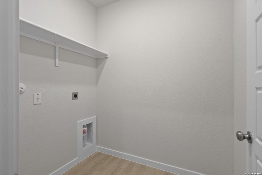 Spacious, unfurnished interior of a new home in Summerlin, San Antonio (Image 18). Spacious, unfurnished interior of a new home in Summerlin, San Antonio (Image 18).
