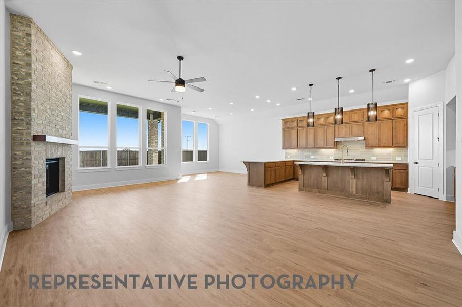 Image 20 of a home in Canyon Creek Estates.