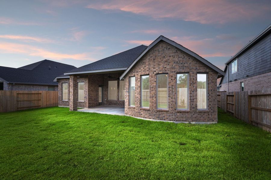 Exterior details and patio area of a home in Dellrose, Hockley (Image 21).