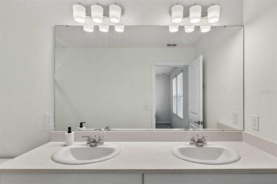 Close-up of interior finishes inside a home in , Kissimmee (Image 22).