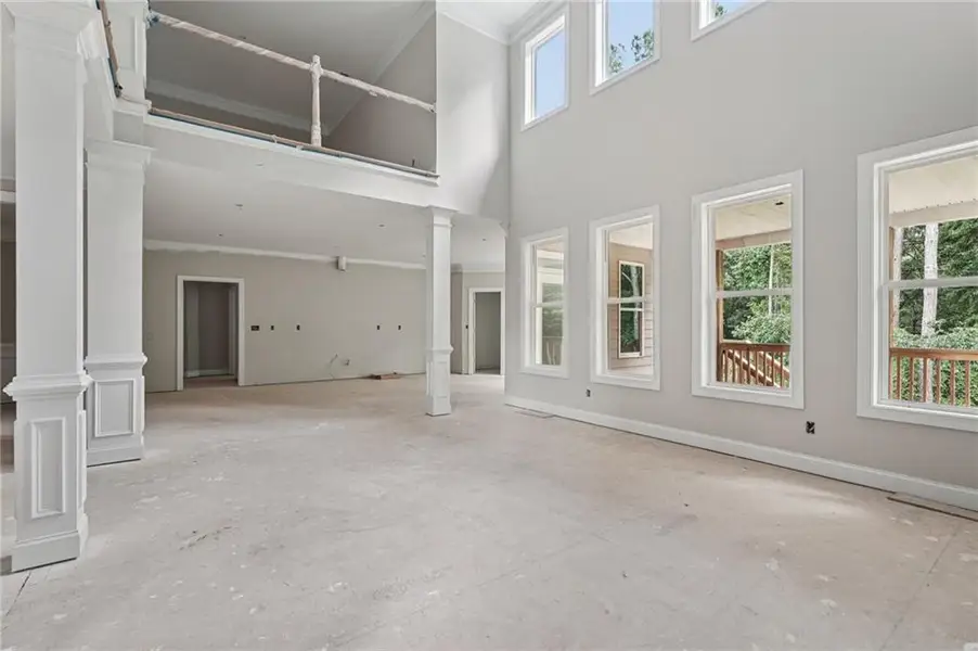 Spacious, unfurnished interior of a new home in Whitestone, Douglasville (Image 6).