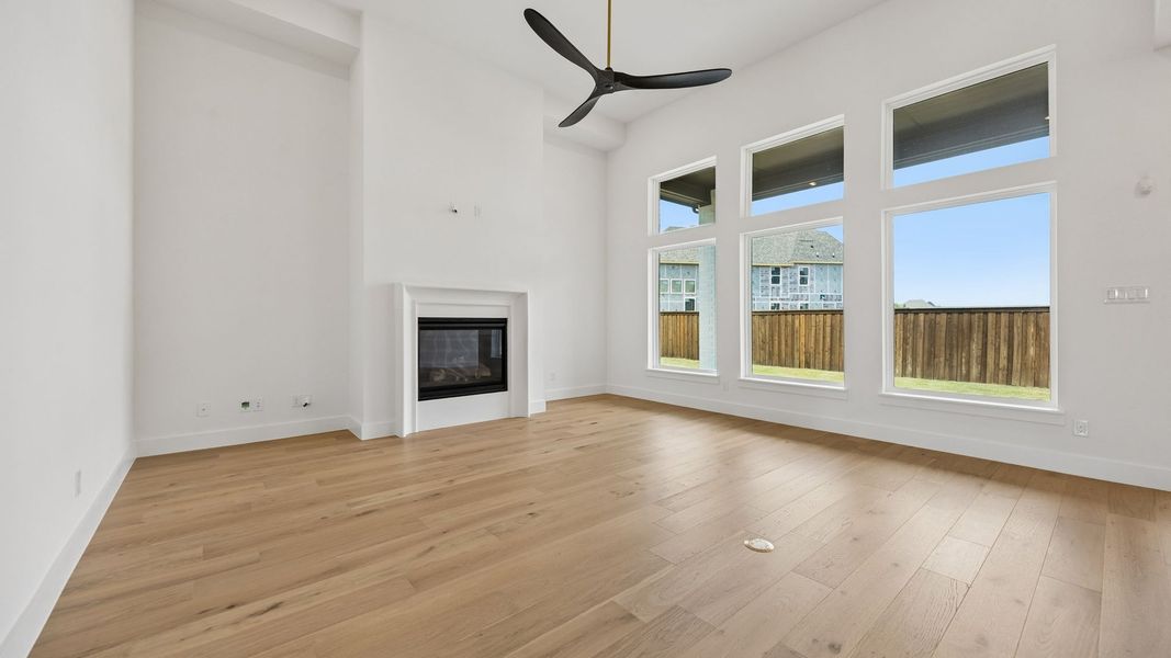 Spacious, unfurnished interior of a new home in Prosper Ridge, Prosper (Image 17).