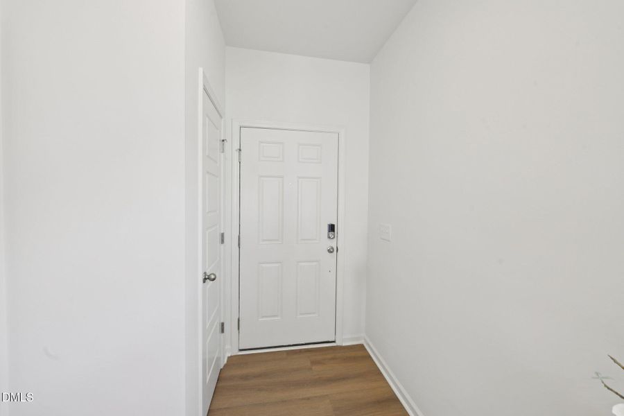 5-web-or-mls-2009 Oakdale Dr-S3103-005