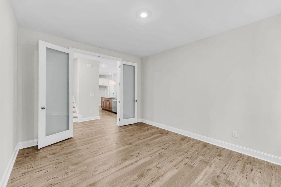 Spacious, unfurnished interior of a new home in , Summerville (Image 35).