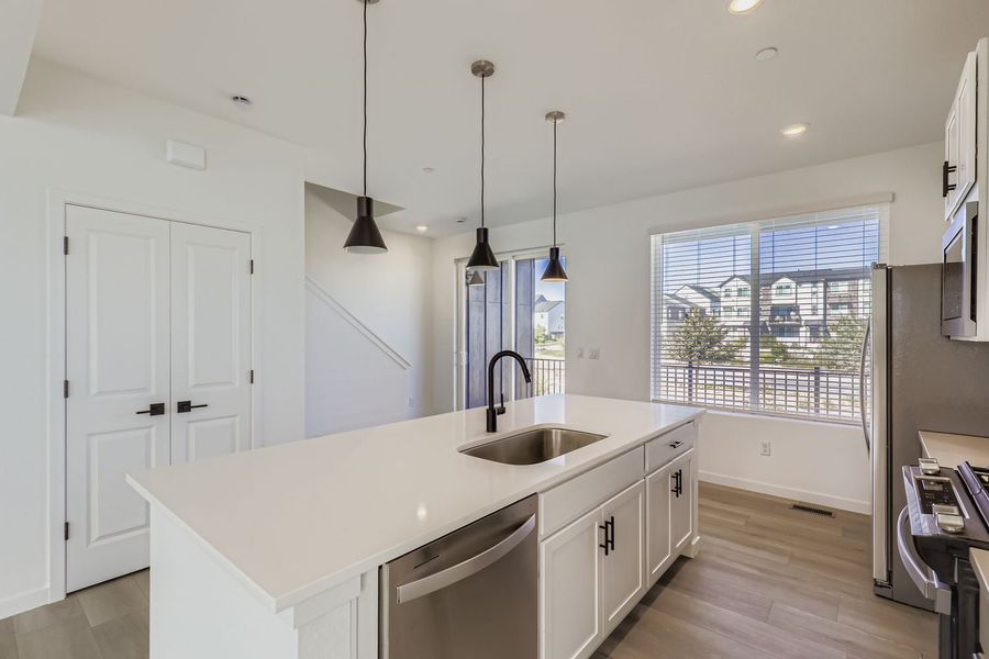 1,983sf New Home in Broomfield, CO. - Slide 32 1,983sf New Home in Broomfield, CO. - Slide 32