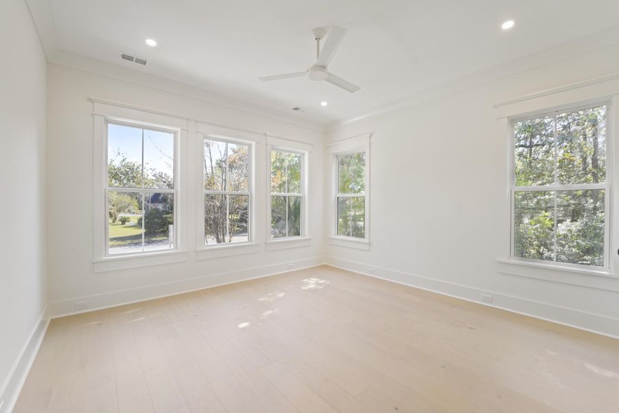 Spacious, unfurnished interior of a new home in , Charleston (Image 52).