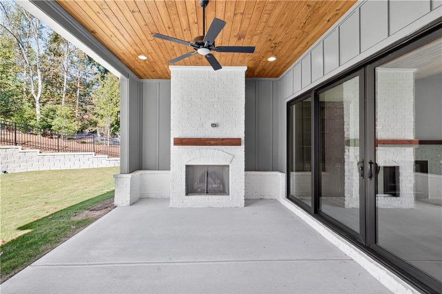 Exterior details and patio area of a home in Town Farms, Peachtree Corners (Image 31).
