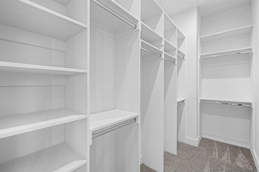 Spacious, unfurnished interior of a new home in , Dallas (Image 21).