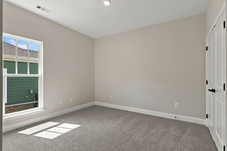 Spacious, unfurnished interior of a new home in Carothers Farms, Nolensville (Image 26).