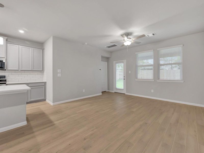 Spacious, unfurnished interior of a new home in Pine Lake Cove - Traditional Series, Montgomery (Image 8). Spacious, unfurnished interior of a new home in Pine Lake Cove - Traditional Series, Montgomery (Image 8).