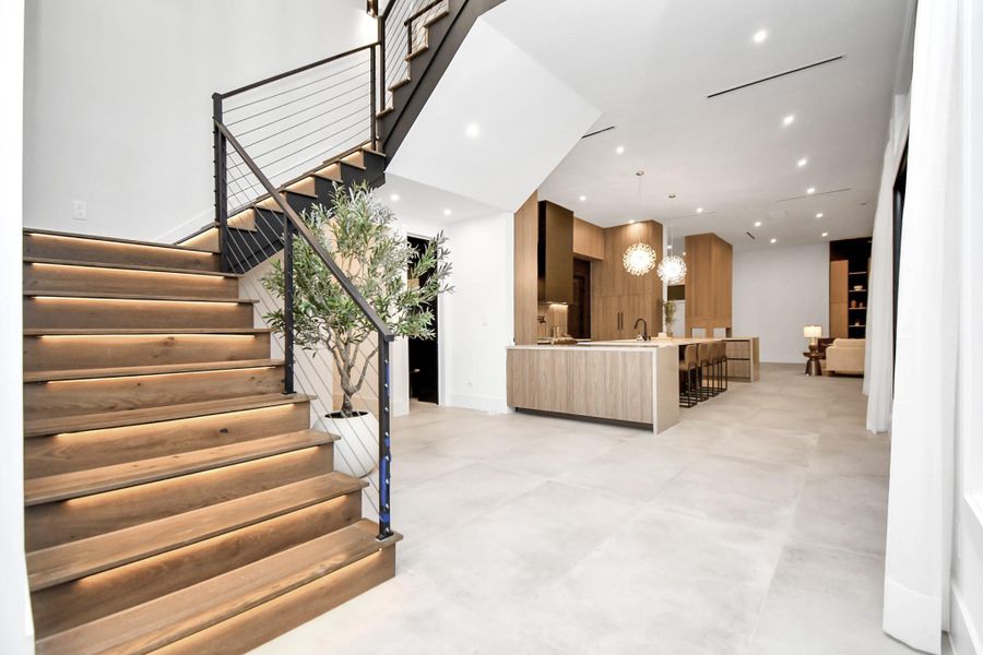 Furnished interior view inside a new home in , Houston (Image 31). Furnished interior view inside a new home in , Houston (Image 31).