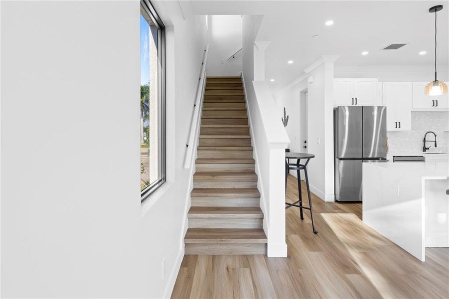 Furnished interior view inside a new home in , Punta Gorda (Image 7).