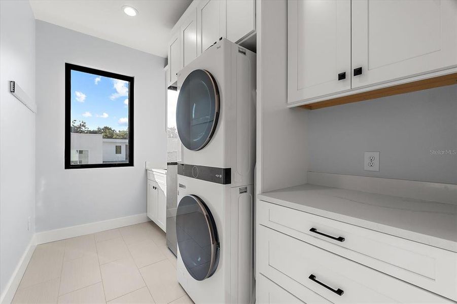 Furnished interior view inside a new home in , Tampa (Image 63).