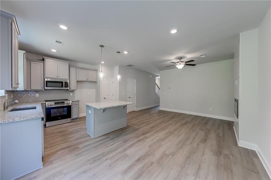 Image 32 of a home in .