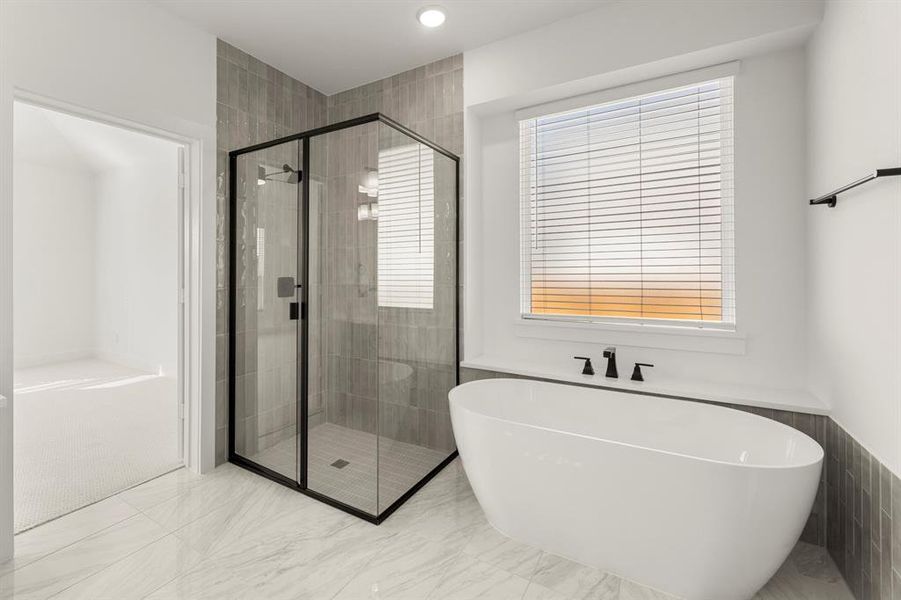 19. 605 Curtiss - Bath (2)