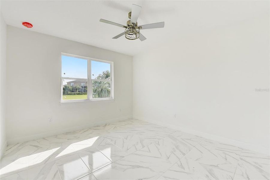 Spacious, unfurnished interior of a new home in , Apopka (Image 34).