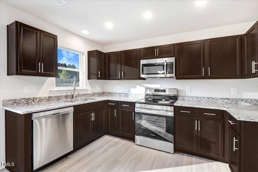 12-5634 Muscadine Rd-22