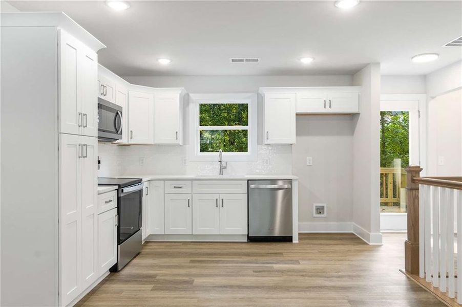 Furnished interior view inside a new home in , Gainesville (Image 4). Furnished interior view inside a new home in , Gainesville (Image 4).