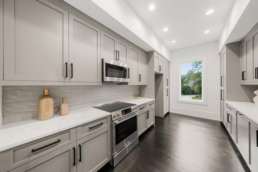 Furnished interior view inside a new home in , Sandy Springs (Image 14).