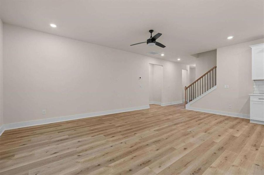 Spacious, unfurnished interior of a new home in , Temple (Image 15).