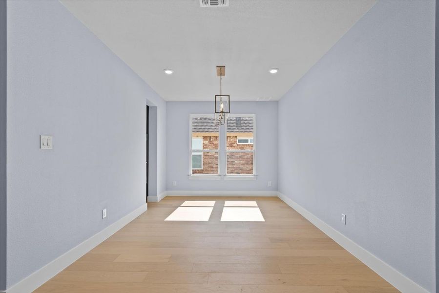 Spacious, unfurnished interior of a new home in , Round Rock (Image 26).