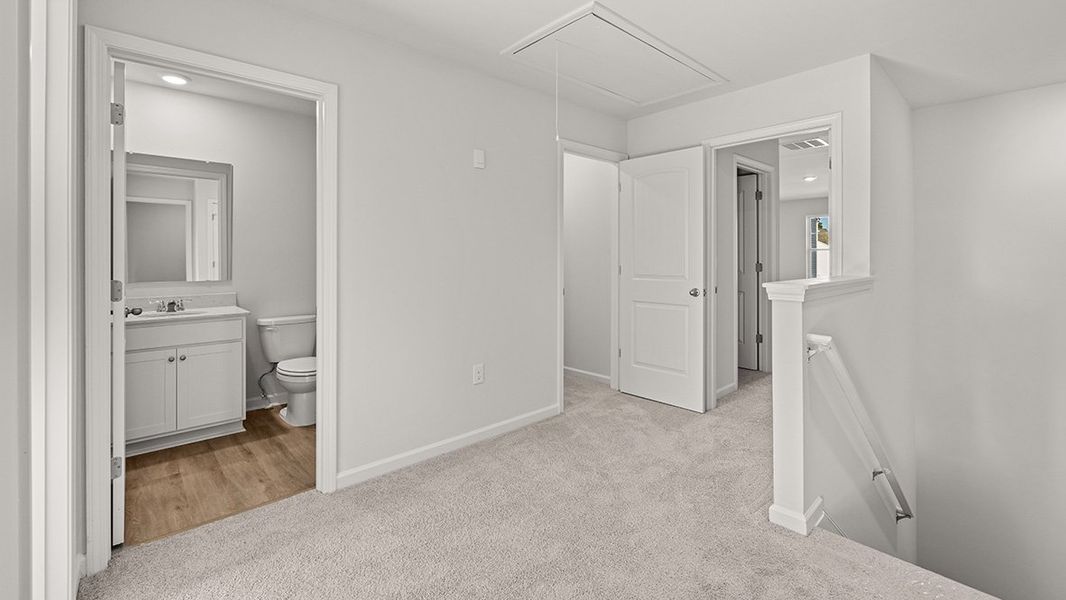 Spacious, unfurnished interior of a new home in Carlton, Douglasville (Image 24).