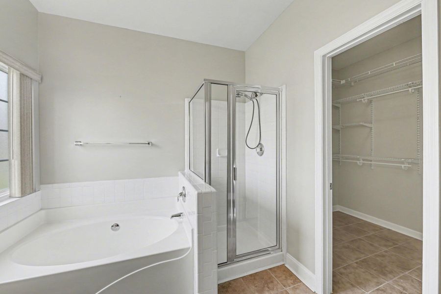 Furnished interior view inside a new home in , North Charleston (Image 11).