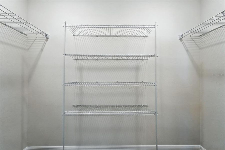 Spacious, unfurnished interior of a new home in Amelia Groves, St. Cloud (Image 20).